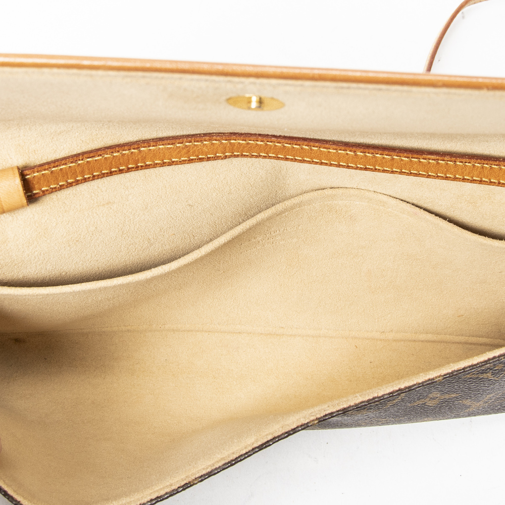 Louis Vuitton Twin GM - Picture 4 of 5
